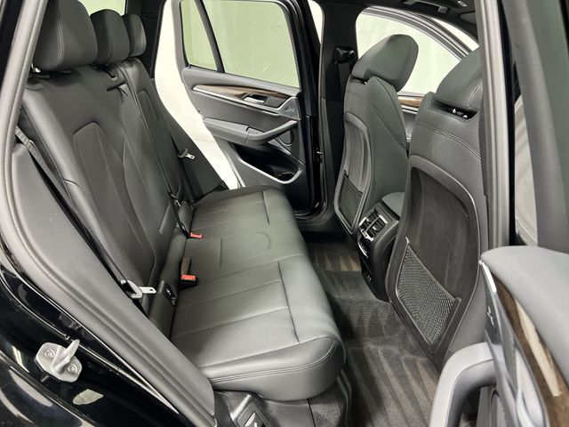 Thumbnail: 2021 BMW X3 - 29