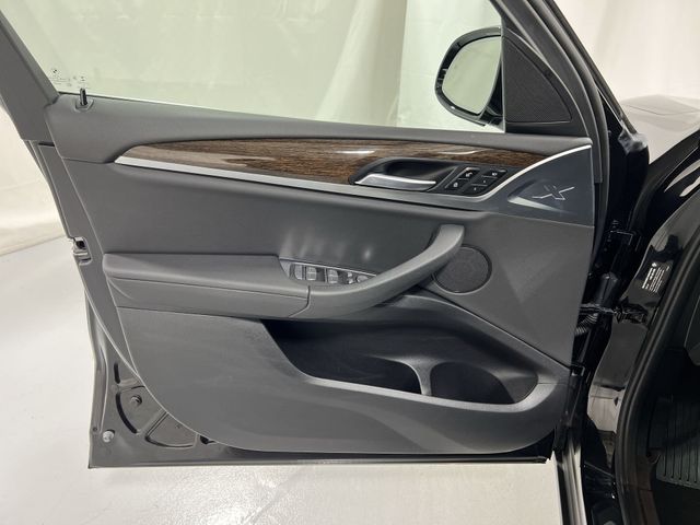 Thumbnail: 2021 BMW X3 - 32