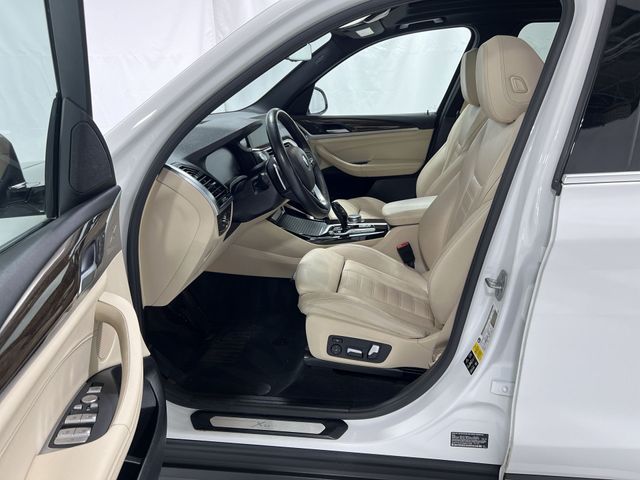 Thumbnail: 2021 BMW X3 - 11