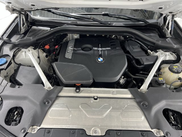 Thumbnail: 2019 BMW X4 - 9