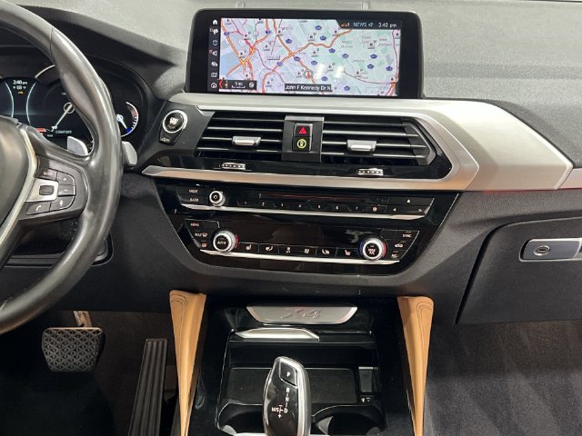 Thumbnail: 2019 BMW X4 - 14