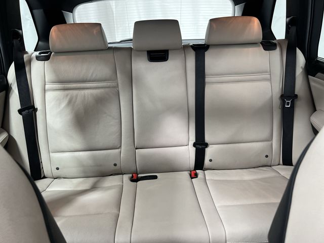 Thumbnail: 2013 BMW X5 - 12