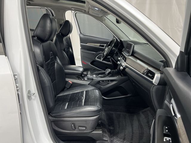 Thumbnail: 2020 Kia Telluride - 28