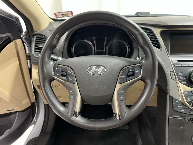 Thumbnail: 2013 Hyundai Azera - 9