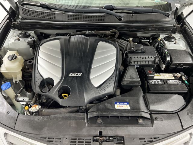 Thumbnail: 2013 Hyundai Azera - 8