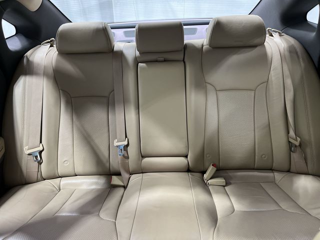 Thumbnail: 2013 Hyundai Azera - 12