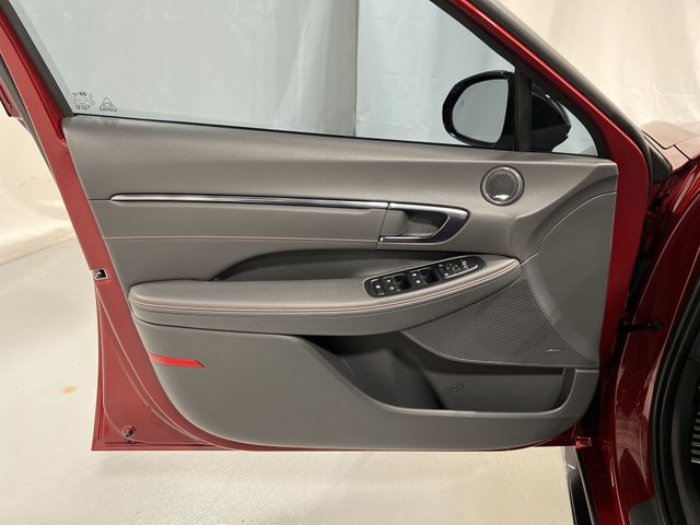 Thumbnail: 2024 Hyundai Sonata - 31