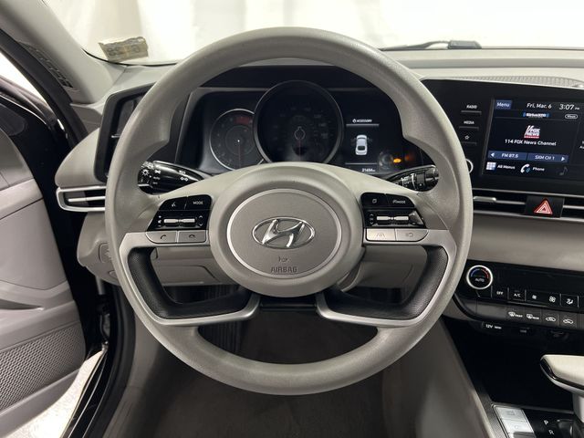 Thumbnail: 2023 Hyundai Elantra - 9