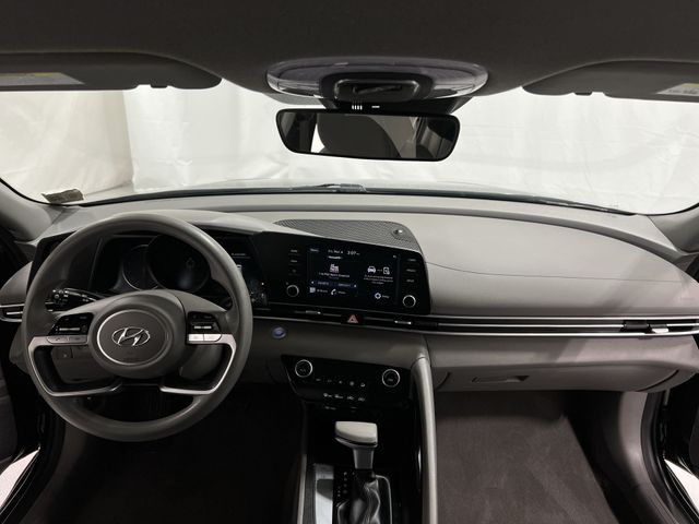 Thumbnail: 2023 Hyundai Elantra - 2