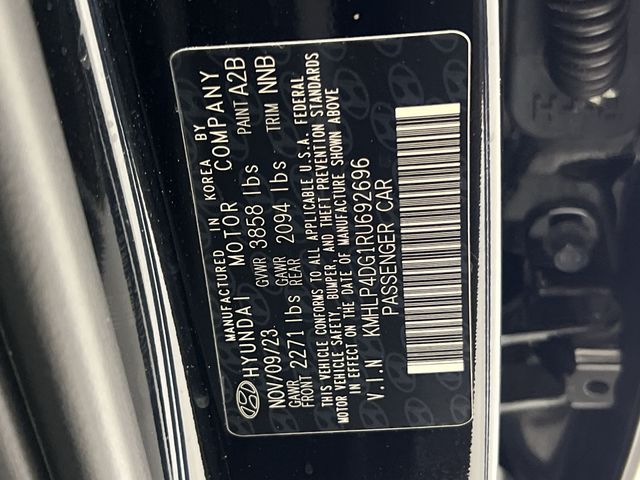 Thumbnail: 2024 Hyundai Elantra - 18