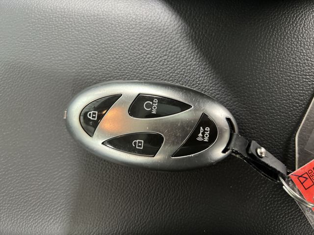 Thumbnail: 2024 Hyundai Elantra - 17