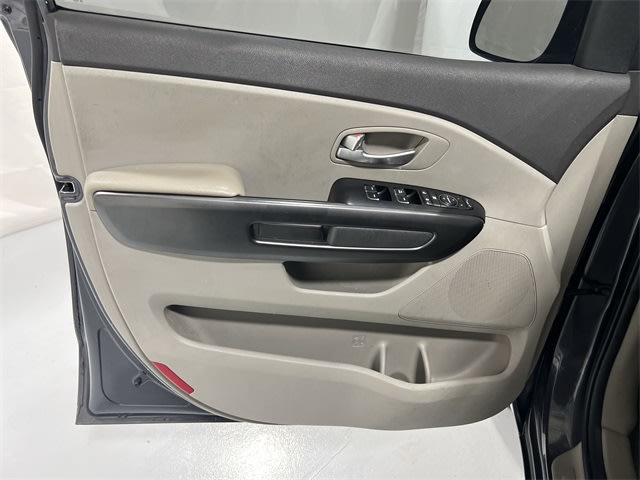 Thumbnail: 2016 Kia Sedona - 29