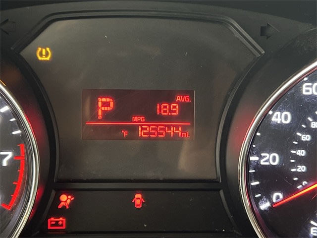 Thumbnail: 2016 Kia Sedona - 15