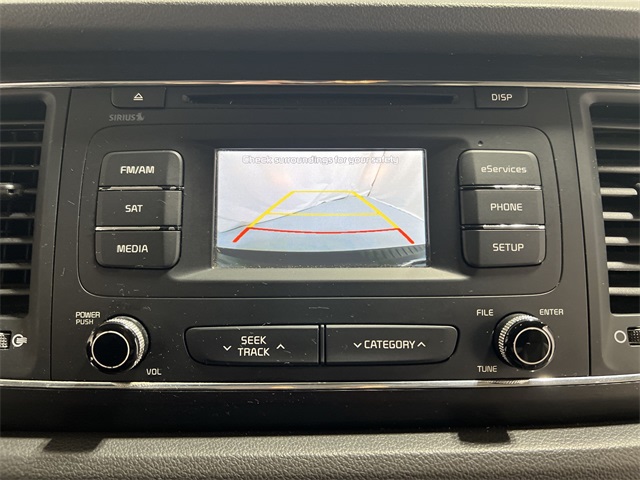 Thumbnail: 2016 Kia Sedona - 27