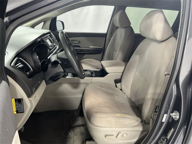 Thumbnail: 2016 Kia Sedona - 11