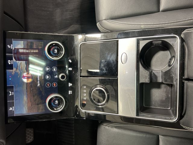 Thumbnail: 2020 Land Rover Range Rover Velar - 15
