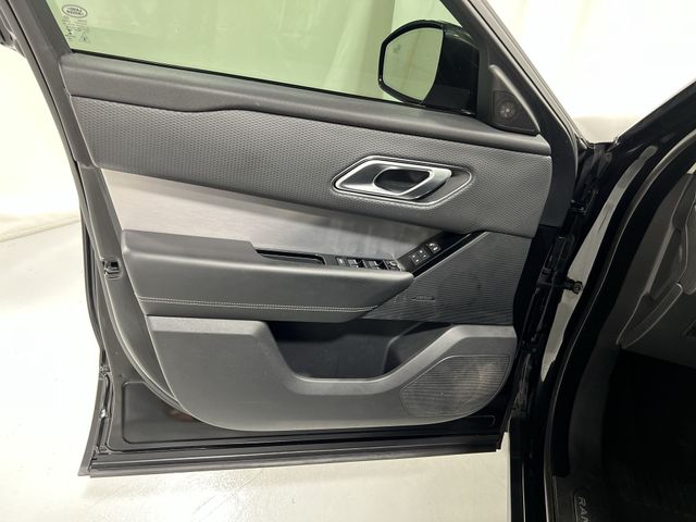Thumbnail: 2020 Land Rover Range Rover Velar - 30