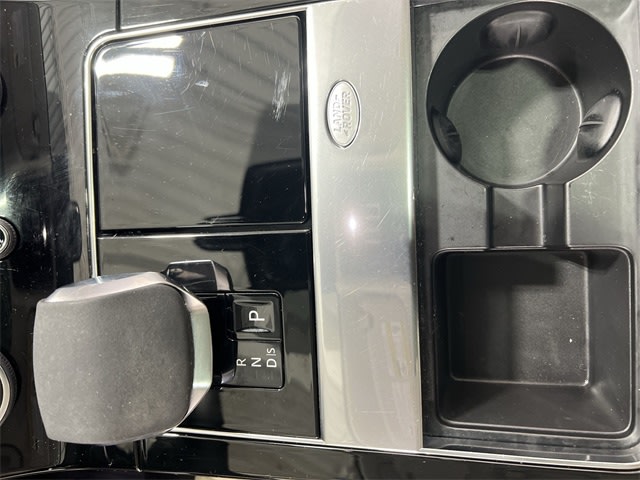 Thumbnail: 2022 Land Rover Range Rover Velar - 26