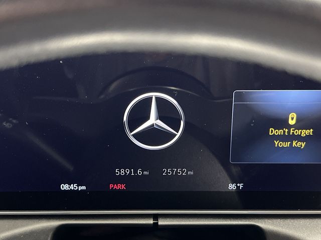Thumbnail: 2022 Mercedes-Benz C-Class - 31