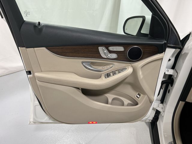Thumbnail: 2021 Mercedes-Benz GLC - 34