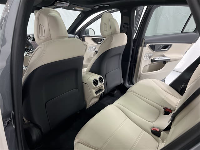 Thumbnail: 2023 Mercedes-Benz GLC - 28