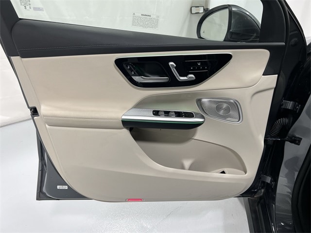 Thumbnail: 2023 Mercedes-Benz GLC - 32