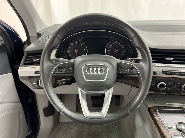 Thumbnail: 2019 Audi Q7 - 9