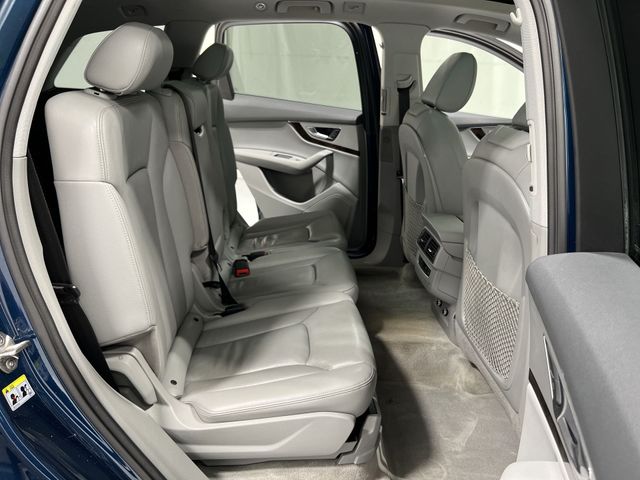 Thumbnail: 2019 Audi Q7 - 30