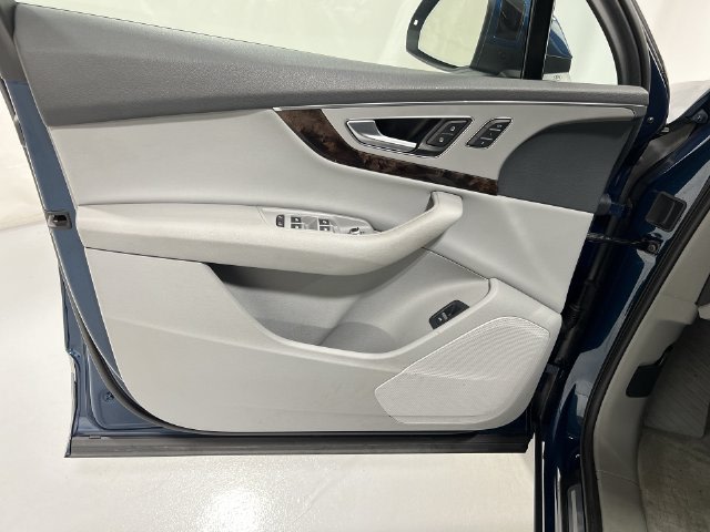Thumbnail: 2019 Audi Q7 - 32