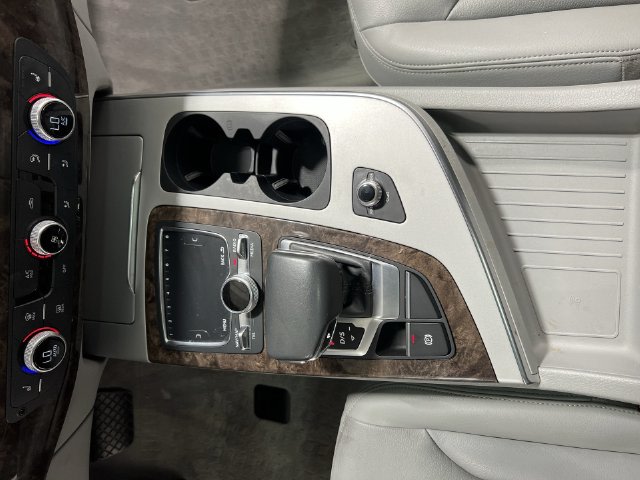 Thumbnail: 2019 Audi Q7 - 14