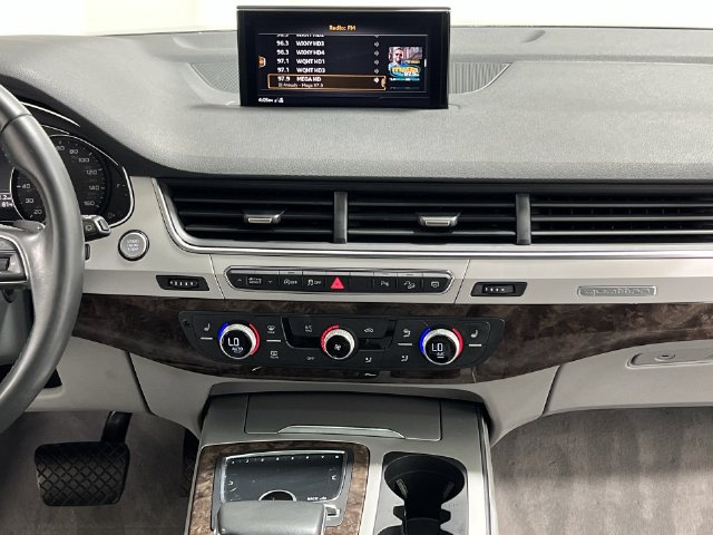 Thumbnail: 2019 Audi Q7 - 13