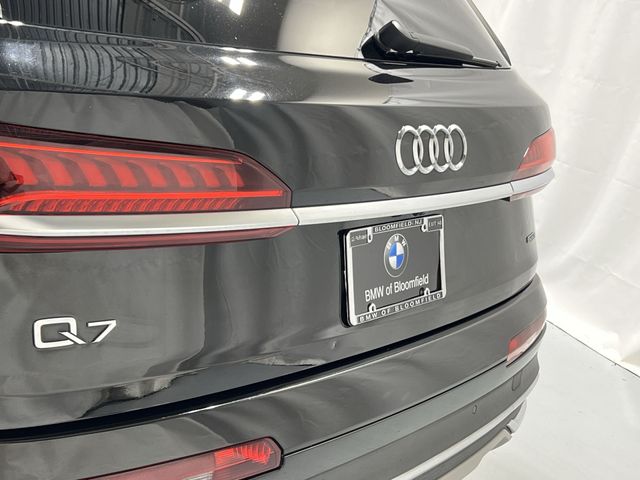 Thumbnail: 2023 Audi Q7 - 27