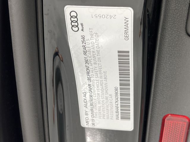 Thumbnail: 2019 Audi S4 - 18