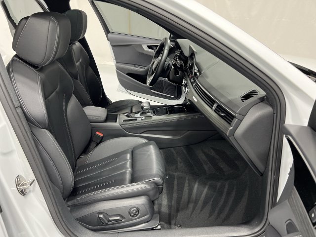 Thumbnail: 2024 Audi A4 - 28