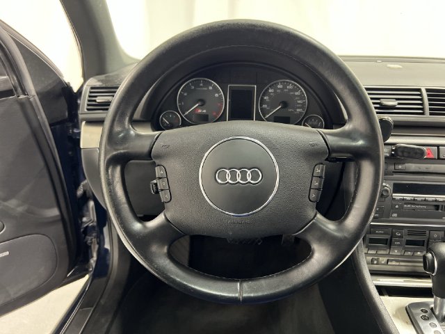 Thumbnail: 2005 Audi S4 - 10