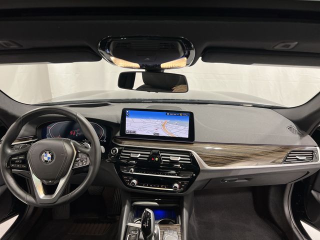 Thumbnail: 2023 BMW 5 Series - 2