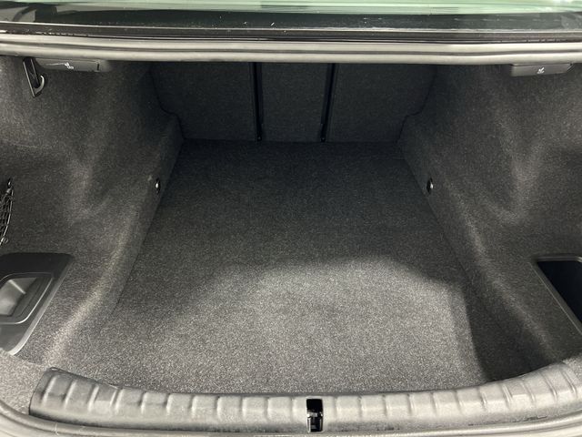 Thumbnail: 2023 BMW 5 Series - 16