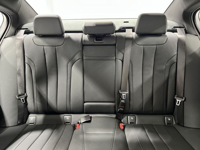 Thumbnail: 2023 BMW 5 Series - 13