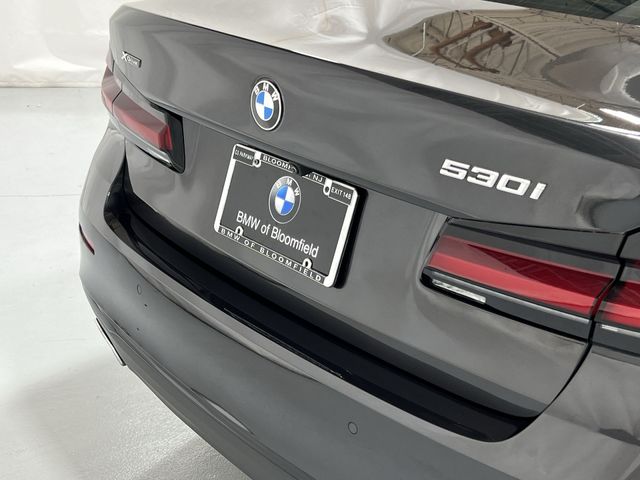 Thumbnail: 2023 BMW 5 Series - 7