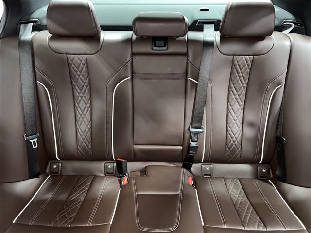 2022 BMW 5 Series 530xi 13
