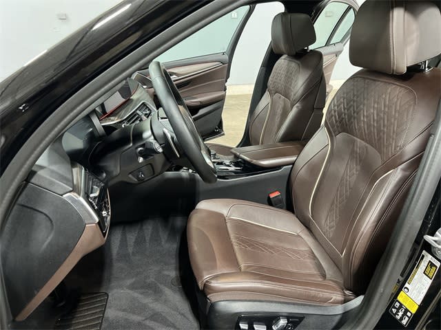 2022 BMW 5 Series 530xi 12