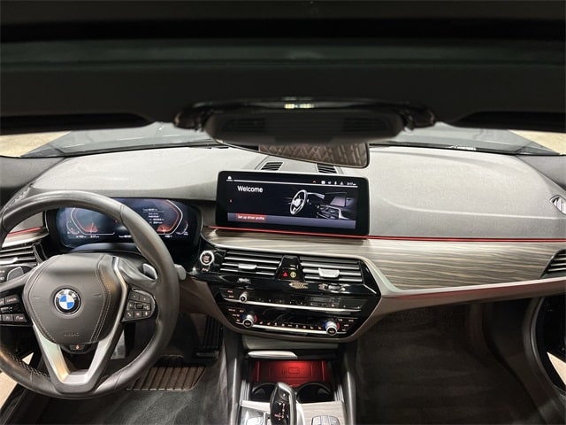 2022 BMW 5 Series 530xi 2