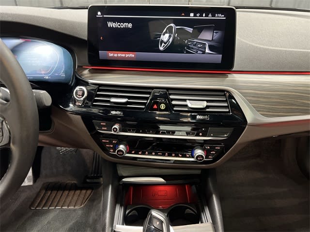 2022 BMW 5 Series 530xi 14