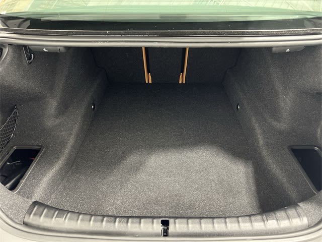 Thumbnail: 2022 BMW 5 Series - 17