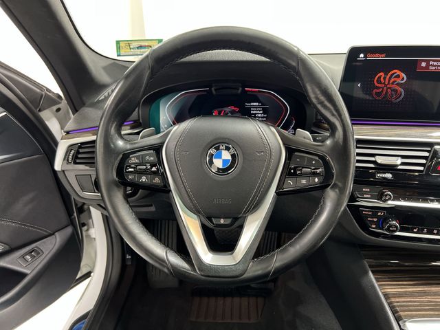 Thumbnail: 2021 BMW 5 Series - 9