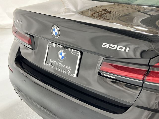 Thumbnail: 2023 BMW 5 Series - 7