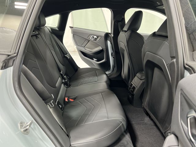 Thumbnail: 2025 BMW 2 Series - 26