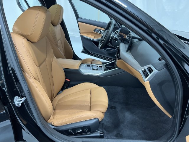 Thumbnail: 2026 BMW 3 Series - 27