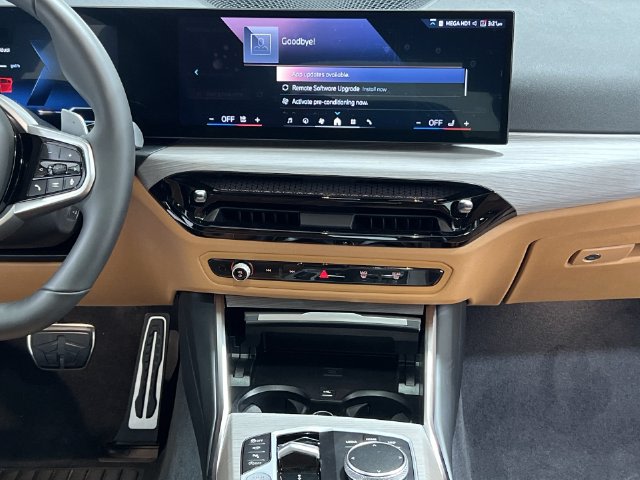 Thumbnail: 2026 BMW 3 Series - 14