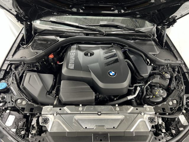 Thumbnail: 2026 BMW 3 Series - 9
